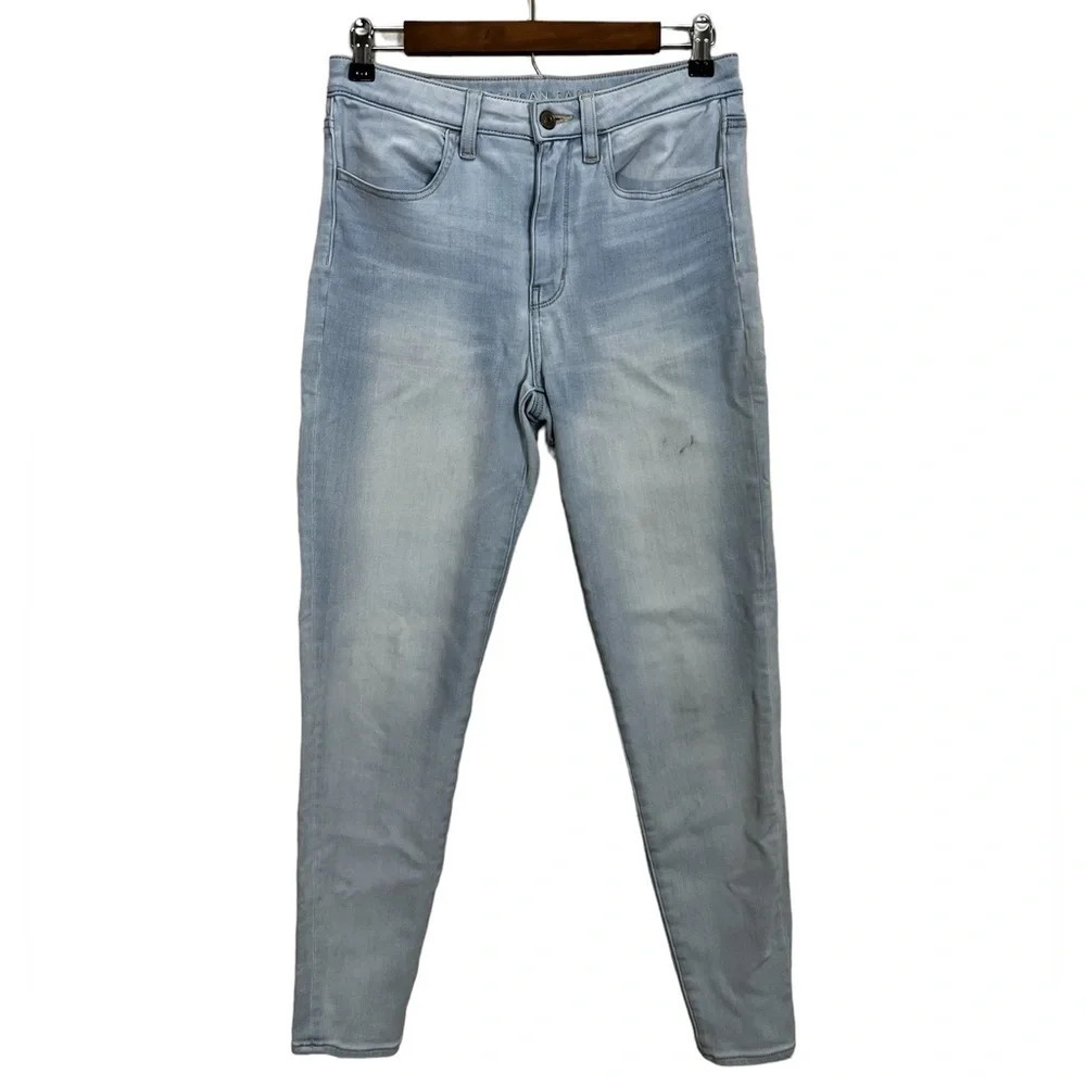 AEO • Super Hi-Rise Jegging Light Wash